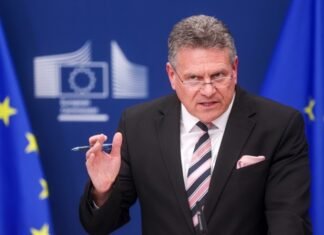 Китай ужесточил контроль за экспортом редкоземельных металлов: ЕС готовит ответные меры