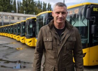 Киев получил 30 турецких автобусов Anadolu Isuzu