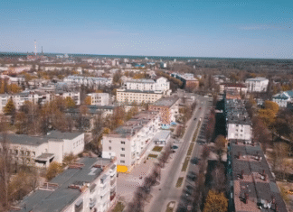 «Множество прилетов». Россияне оставили без света Шостку и соседние села