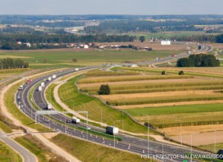 Польский участок автомобильной трассы Via Baltica достроили: работы заняли 12 лет