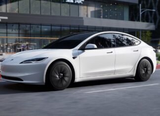 Tesla выпустила бюджетные версии своих самых популярных электромобилей Model Y и Model 3