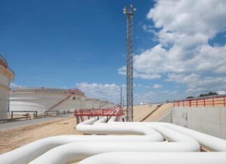 Хорватская компания претендует на часть российских акций в сербской NIS