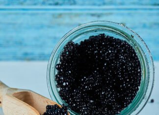 Продавать тем, кто ест. Как заработать на черной икре made in Ukraine