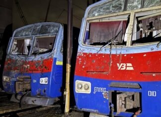 Глава Укрзалізниці о новой тактике россиян: атакуют локомотивы точными «шахедами»