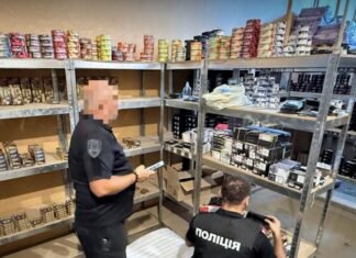 В Одессе нашли подпольное производство табака для кальяна и жидкостей для вейпов – фото