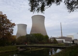 Конец эпохи. В Германии взорвали некогда самую мощную АЭС