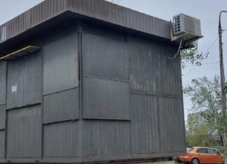 В спальном районе Запорожья демонтировали незаконный МАФ