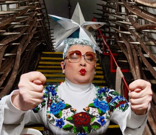 Андрею Данилко — 52: в какие громкие скандалы влипала Верка Сердючка (фото, видео)