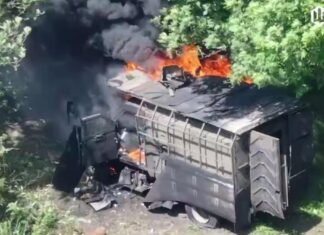 Россияне шли на штурм на инкассаторском автомобиле, — OSINT (видео)