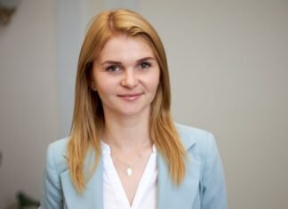 Рада забрала мандат у нардепа-«слуги» Колесник, которая писала о «валить из страны»