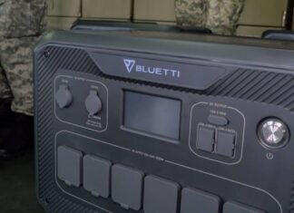 Бойцы батальона «Хорт» получили от «Украинской команды» партию зарядных станций BLUETTI