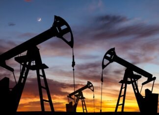 У Трампа солгали? В Индии опровергают сокращение покупки нефти из РФ, — Reuters