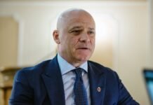 На сегодня нет официальных данных о прекращении гражданства Труханова, — адвокат