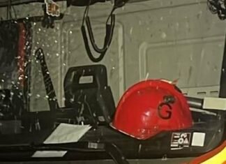 Во время повторного обстрела Запорожья пострадал спасатель ГСЧС