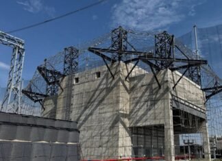 По 15 «Шахедов» в одну точку. Как изменилась тактика ударов по энергетике Украины