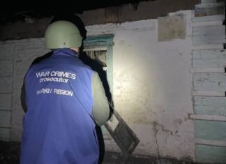 РФ впервые за время войны ударила реактивным КАБом по Лозовой: бомба пролетела 130 км