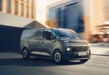 Изменился до неузнаваемости: дебютировал новый Renault Trafic 2026 (фото)
