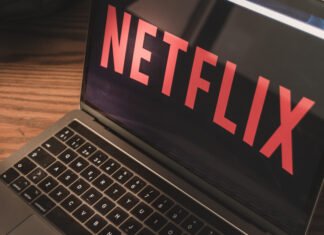 Reuters: Netflix рассматривает покупку студийного и стримингового бизнеса Warner Bros.