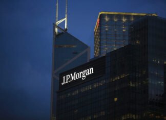 JPMorgan предупредил о риске падения цены на нефть ниже $40 за баррель