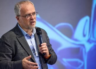 Президент Киевстара: Очень тяжелый день, 30% сети без питания