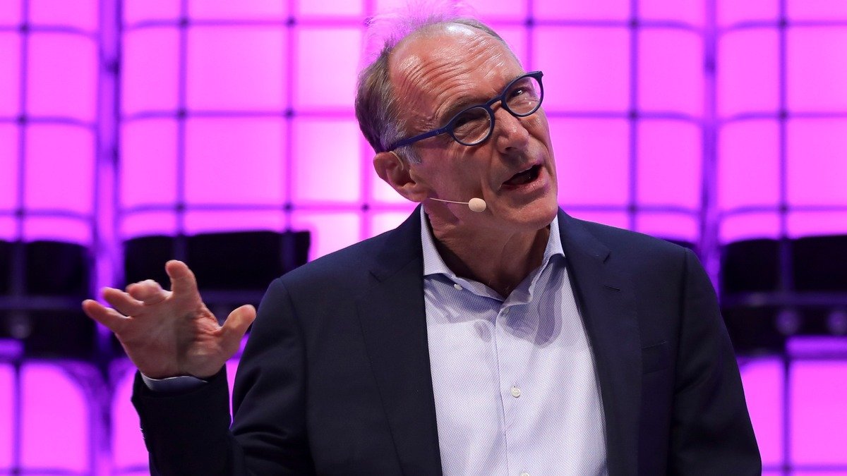 Создатель WWW предупредил об угрозе рекламной модели интернета из-за ИИ