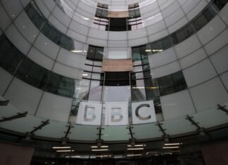 Трамп пригрозил Би-би-си иском на $1 миллиард за «попытку вмешаться в выборы»