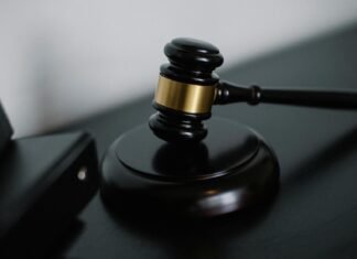 ВАКС присудил экс-нардепу три с половиной года тюрьмы из-за незаконной компенсации за жилье