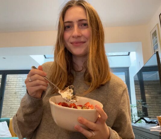 Женщина в течение года ела на завтрак только одно блюдо — как это изменило ее жизнь (фото)