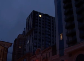 Украинцев призвали запасаться едой, водой и лекарствами