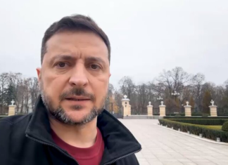 Зеленский пообещал важные решения после масштабной атаки