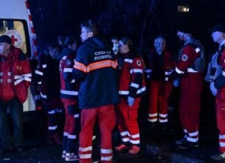 Пятеро раненых в больнице после ночного удара по Запорожью: среди них 17-летний подросток