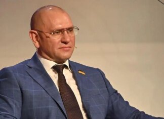 Нардеп Евгений Шевченко предстанет перед судом по обвинению в госизмене и мошенничестве