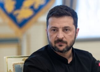Почти треть боев и 50% применения врагом КАБов приходится на Покровск, — Зеленский