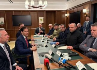 На столе переговоров в Майами график выборов в Украине и «обмен территориями», — WSJ