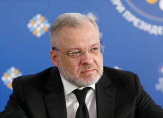 Комитет Рады поддержал отставку Галущенко