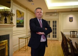 Кислица о переговорах в Стамбуле: РФ имела досье на украинцев и предлагала чаты в WhatsApp