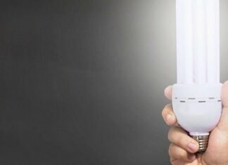 В Запорожьеоблэнерго рассказали о графиках отключения света на 6 ноября