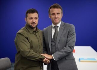 Зеленский посетит Париж для встречи с Макроном: известна дата
