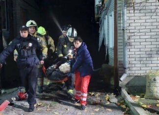 В Запорожье во время пожара спасли 63-летнего мужчину