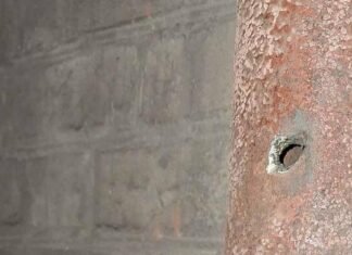 В Запорожье после ночной атаки повреждены газовые сети: шесть многоэтажек остались без газа