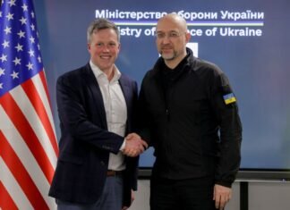 Сырский и Шмыгаль встретились с министром, который якобы будет продвигать план Трампа