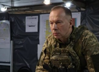 «Вытесняем вражеские силы». Сырский подтвердил высадку десанта ГУР в Покровск