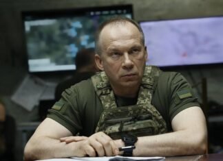 Россияне планируют «последний маневр» в боях за Донбасс: Сырский раскрыл детали