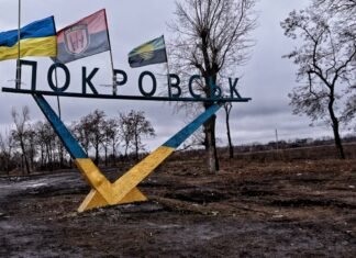 Самые тяжелые бои в промзоне Покровска: ДШВ показали, как сдерживают наступление России