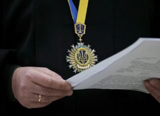 Бухгалтер «схем Миндича» устроился к производителю «Фламинго», чтобы ездить за границу, — САП