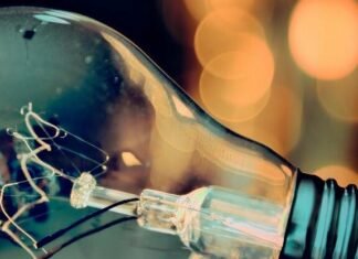 В Запорожье ввели более жесткие графики отключений электроснабжения: обновленный график