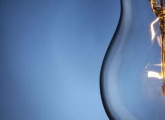 В Запорожской области смягчились графики почасовых отключений света: что изменилось