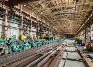 Минюст попросил конфисковать российскую долю в крупнейшем вагонзаводе Украины