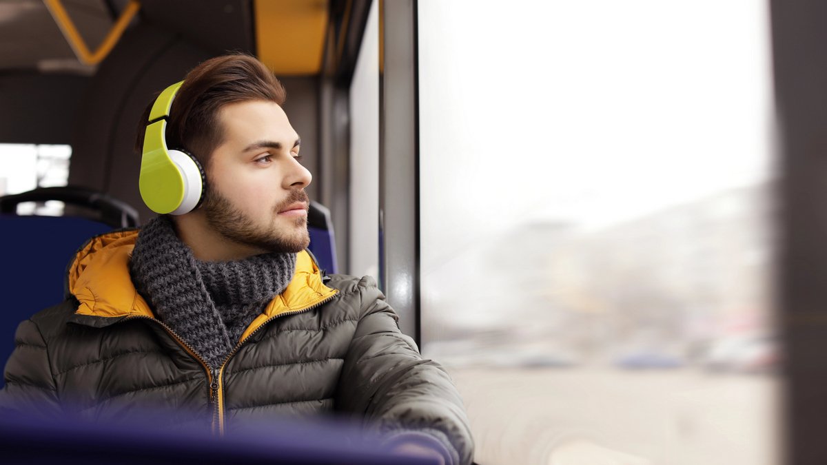 Российских исполнителей будут блокировать на Spotify, Apple Music и YouTube по решению СНБО – нардеп