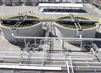 Reuters: Иракское месторождение Лукойла остановило добычу нефти